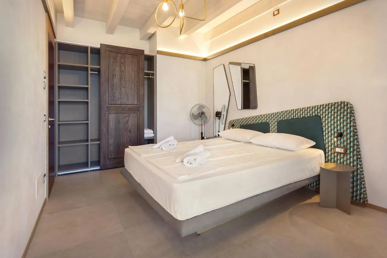Villa Divina22- Apt Icona Con Piscina E Vista Lago Castelletto Di Brenzone Apartment