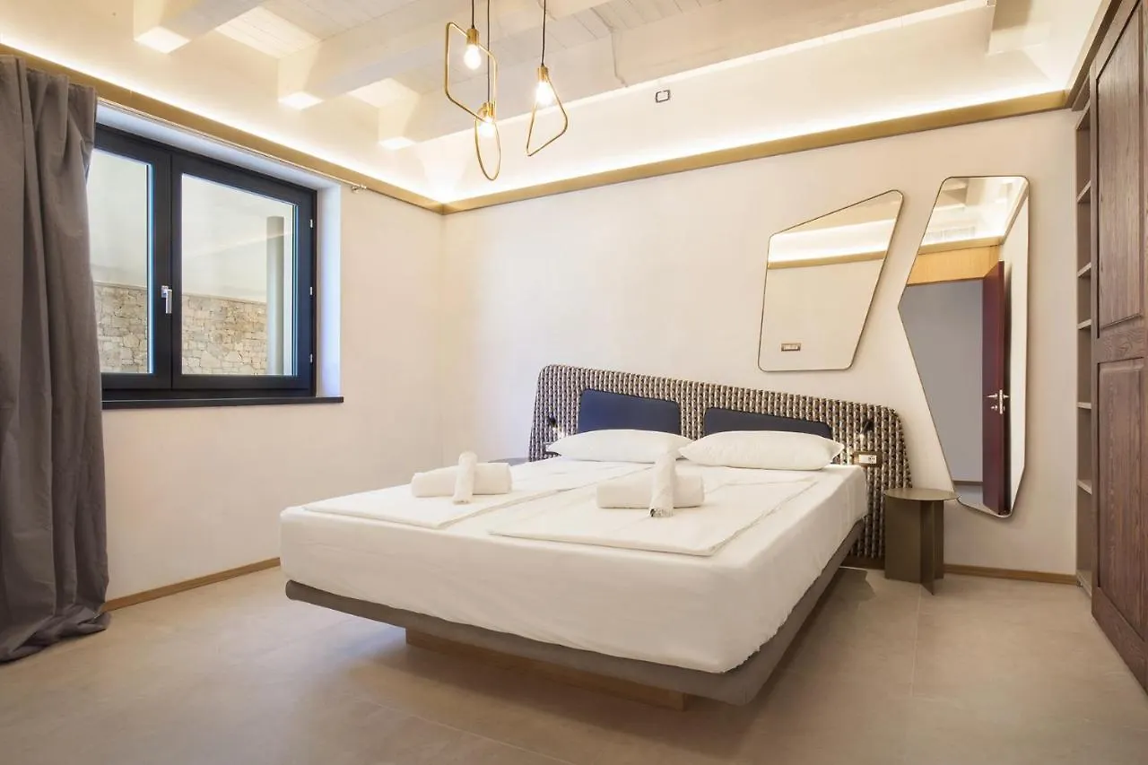 Villa Divina22- Apt Icona Con Piscina E Vista Lago Castelletto Di Brenzone 0*,